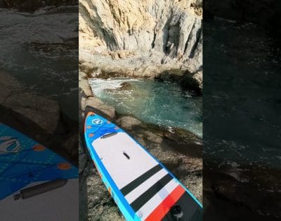 Arriving to hidden natural pool with Paddle Surf