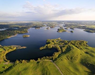 Sodybos Poilsiui Prie Ežero