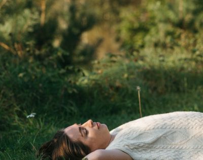 Akys pasiilgusios žalumos, spalvų ir to jausmo, kai gali tiesiog atsigulti ant ž…