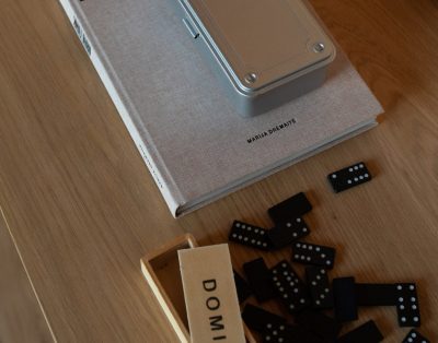 ŽAISTI.Išlaisvinti savo kūrybines ir smalsumo gijas.#kongastay #viesbutisgam…