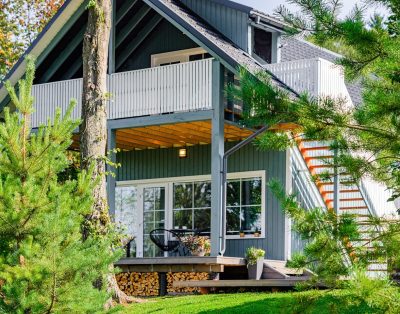 Mėlynas namelis
#nameliunuoma #giliausežeras #kubilonuoma #nuomaprieezero #poils…