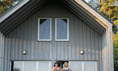 Apsistoję Mažosiose vilose, mūsų svečiai kviečiami vakaroti moderniuose kubiluos…