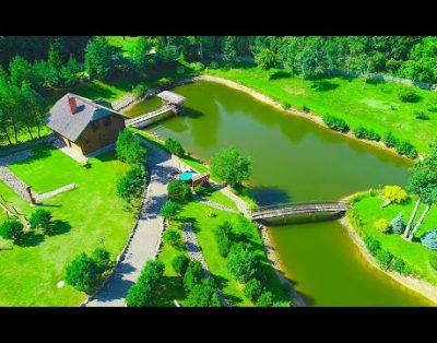 Sodyba „Tarp liepų“ Anykščių r. Salė šventėms, nameliai poilsiui, pirtis, baidarių nuoma – 2020 m.