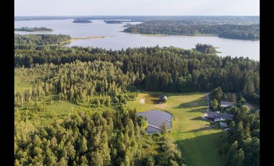 Vytauto Zaburo sodyba prie Platelių ežero – poilsiui ir šventėms