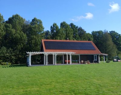 Nuomojama puiki sodyba, su pirtele ir nuosavu tvenkiniu, visiškai privačia terit…