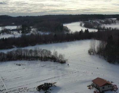 Sklypas aplink miškus! Glamping lithuania? Esate ūkininkas? Mylite gamtą? Vilnius tik 22km!