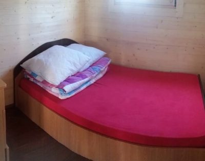 Nameliai Penkios gulbės – Hotel in Šventoji, Lithuania