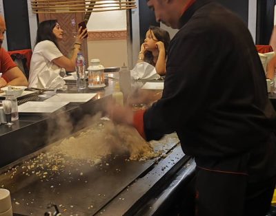 Vakarienė Japonų restorane