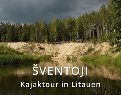 Šventoji • Kajaktour su sulankstomu plaustu Lietuvoje. Irklavimas. Lietuva.