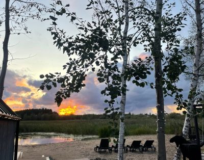Moon_Lounge_Resort – tobula sodyba poilsiui prie ežero Klaipėdoje