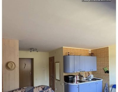 Trivietis butukas Palangoje, Vasaros g. – poilsis ir vieta automobiliui