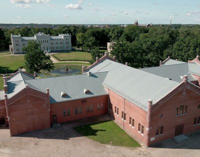 Plungės dvaro sodyba, 300 sek.